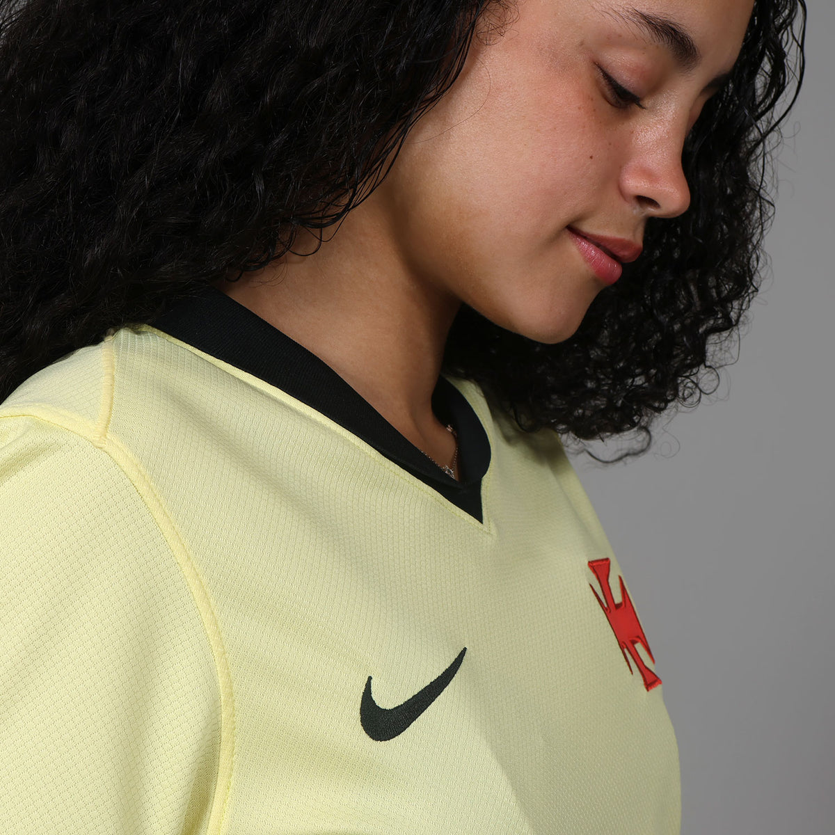 Camisa Nike Vasco Torcedora Pro III 2026 Feminina