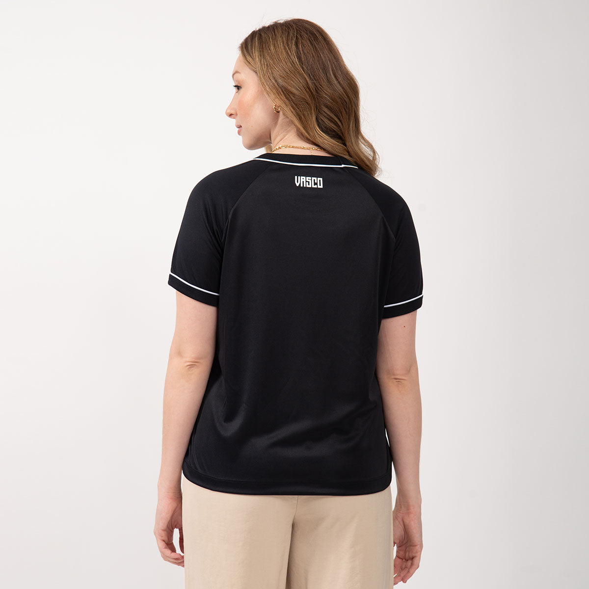 https://images.tcdn.com.br/img/img_prod/1006590/blusa_vasco_sou_feminina_2_20260527170724_6d2253468236.jpg