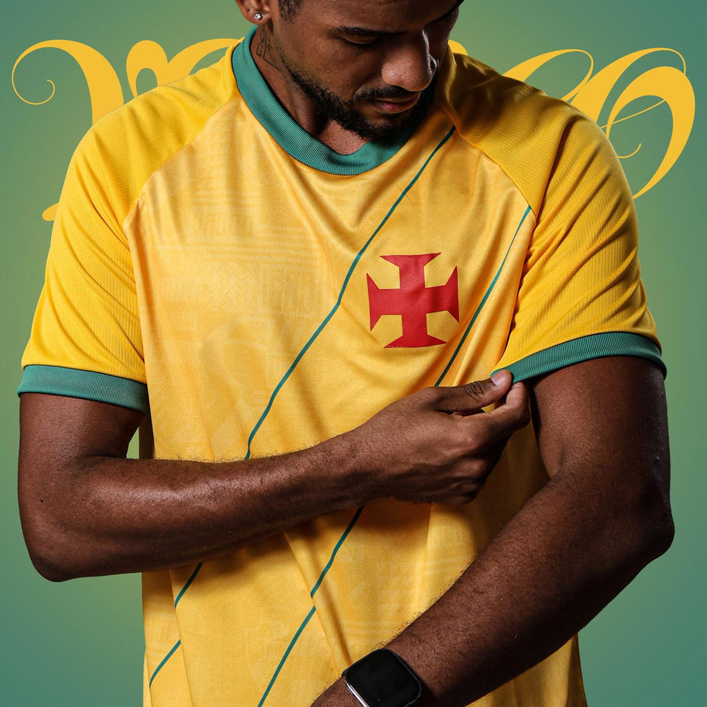 https://images.tcdn.com.br/img/img_prod/1006590/camisa_vasco_brasil_folha_masculina_1_20260522105727_f898709a30be.jpg