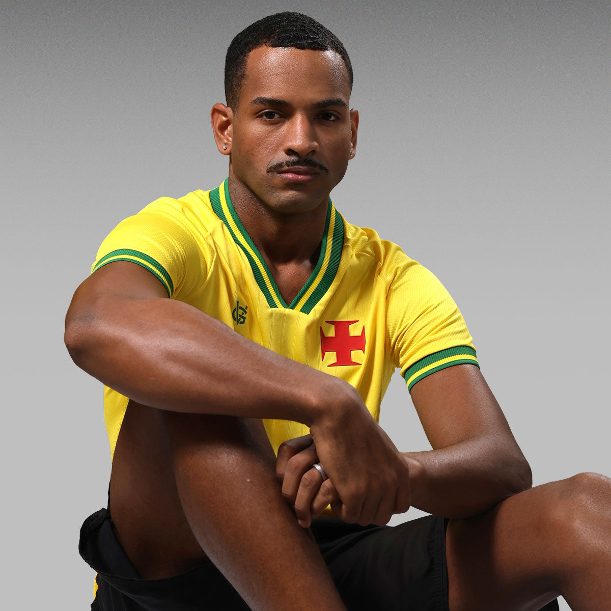 https://images.tcdn.com.br/img/img_prod/1006590/camisa_vasco_canaria_da_colina_masculina_10_20260528223756_dd70ced424d1.jpg