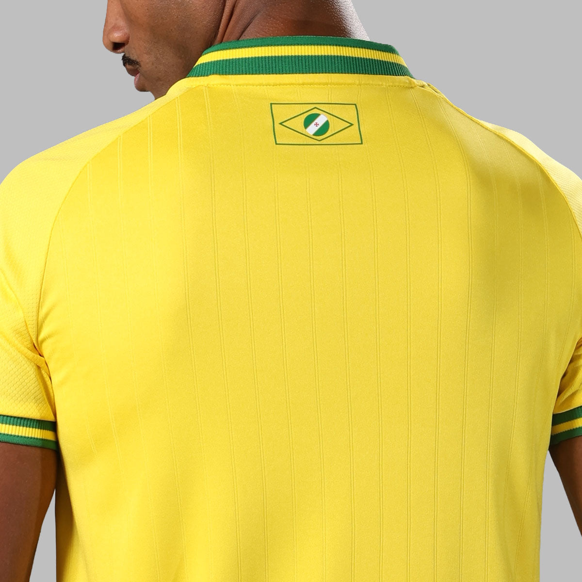 https://images.tcdn.com.br/img/img_prod/1006590/camisa_vasco_canaria_da_colina_masculina_5_20260528223756_bf1319d89529.jpg