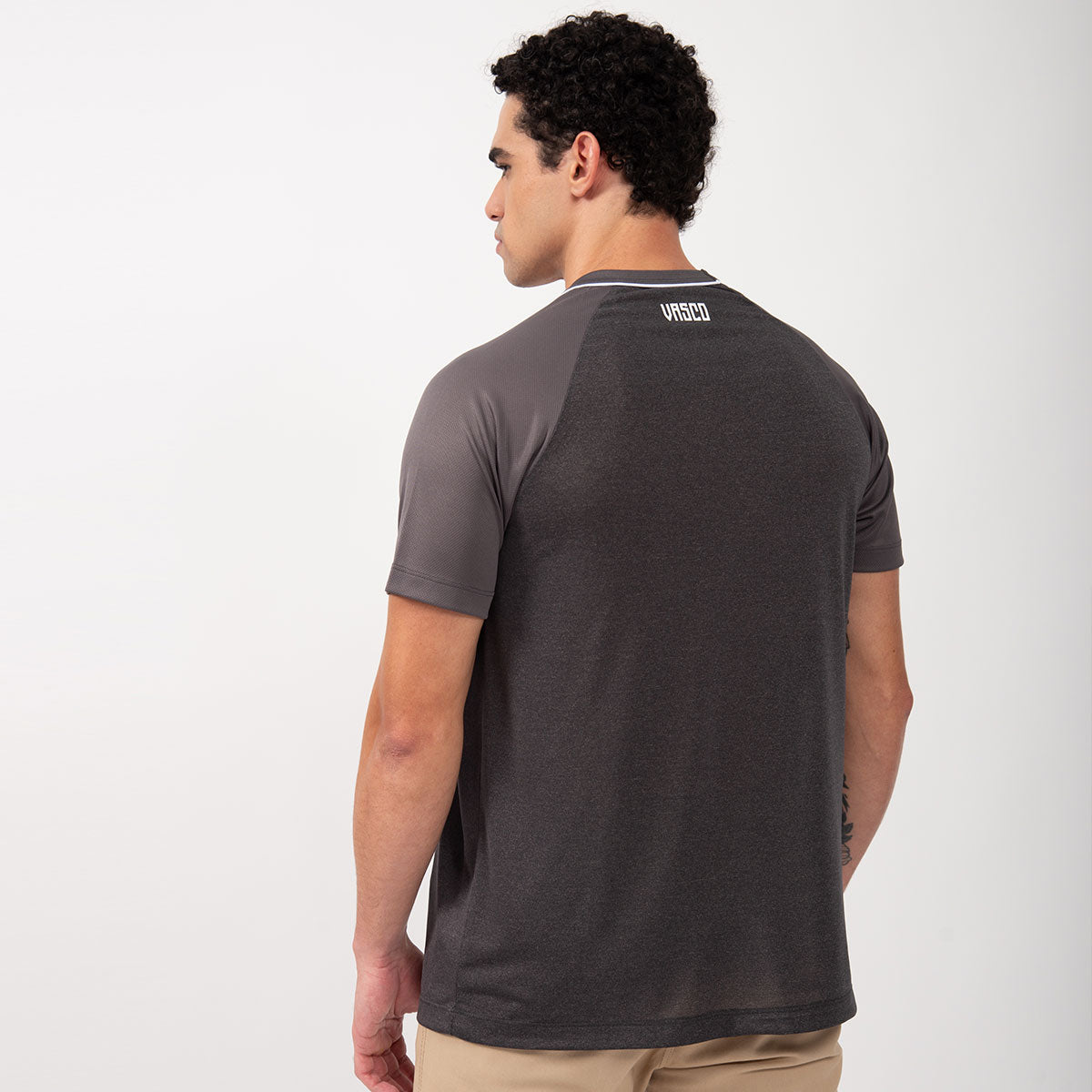 https://images.tcdn.com.br/img/img_prod/1006590/camisa_vasco_febre_masculina_3_20260522105730_eaa51966bda0.jpg