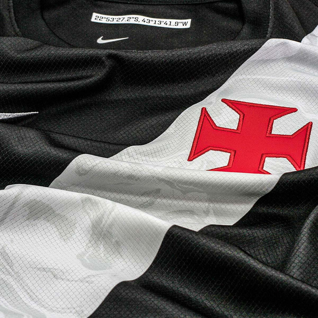 https://images.tcdn.com.br/img/img_prod/1006590/camisa_vasco_home_26_torcedor_youth_4_20260522110220_c0b92c406388.jpg