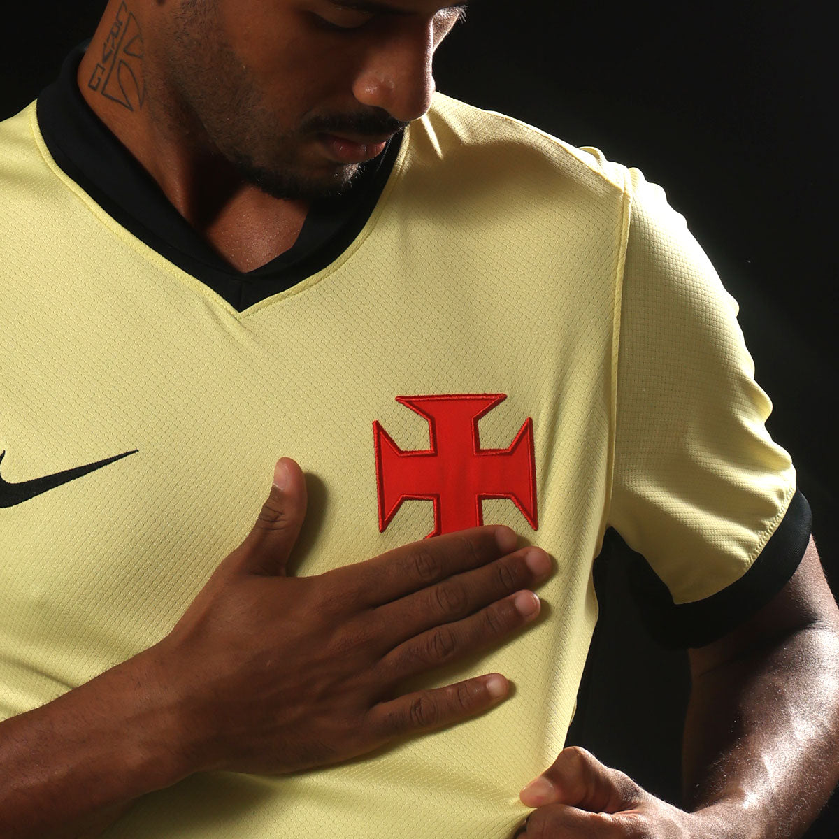 Camisa Nike Vasco Torcedor Pro III Masculina