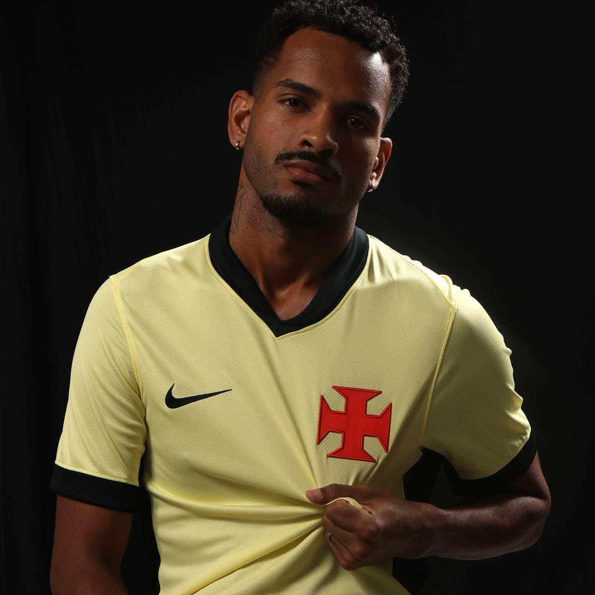 Camisa Nike Vasco Torcedor Pro III Masculina