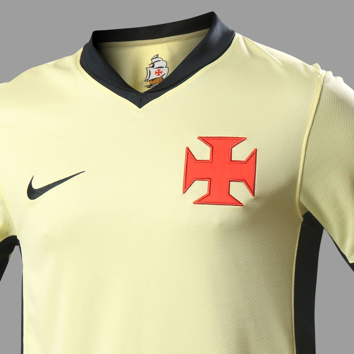 Camisa Nike Vasco Torcedor Pro III Masculina