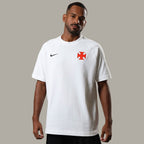 https://images.tcdn.com.br/img/img_prod/1006590/camisa_vasco_nike_travel_masculina_1_20260522110227_88dad1651981.jpg