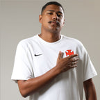 https://images.tcdn.com.br/img/img_prod/1006590/camisa_vasco_nike_travel_masculina_3_20260522110228_210c6cc777de.jpg