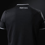 https://images.tcdn.com.br/img/img_prod/1006590/camisa_vasco_raiz_cruzmaltina_masculina_3_20260522105728_32284af7e8a2.jpg