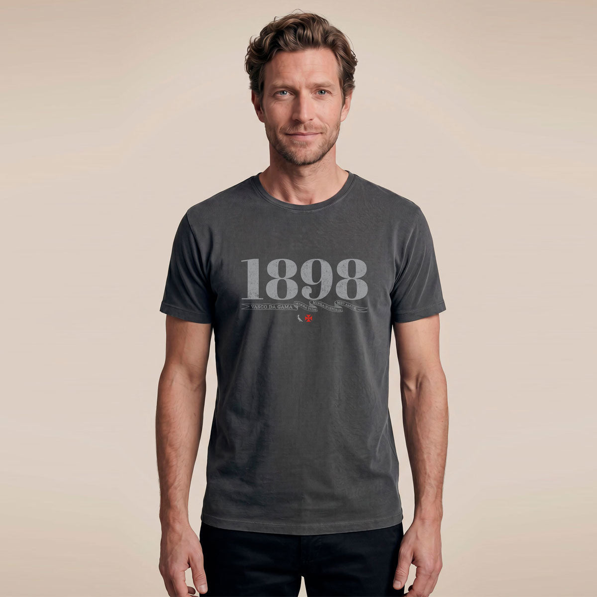 https://images.tcdn.com.br/img/img_prod/1006590/camisa_vasco_reserva_1898_masculina_chumbo_1_20260522105730_5b01830f9eab.jpg