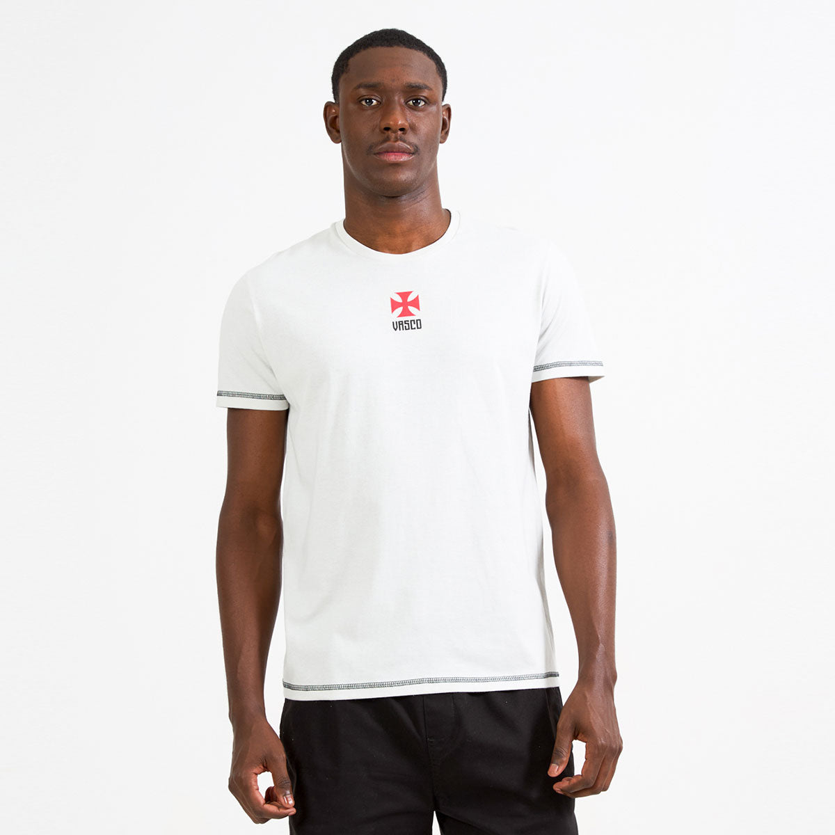 https://images.tcdn.com.br/img/img_prod/1006590/camisa_vasco_sorte_masculina_5863_1_3cbd29f0bb031d6a911df149b450217b_20260522105639.jpg