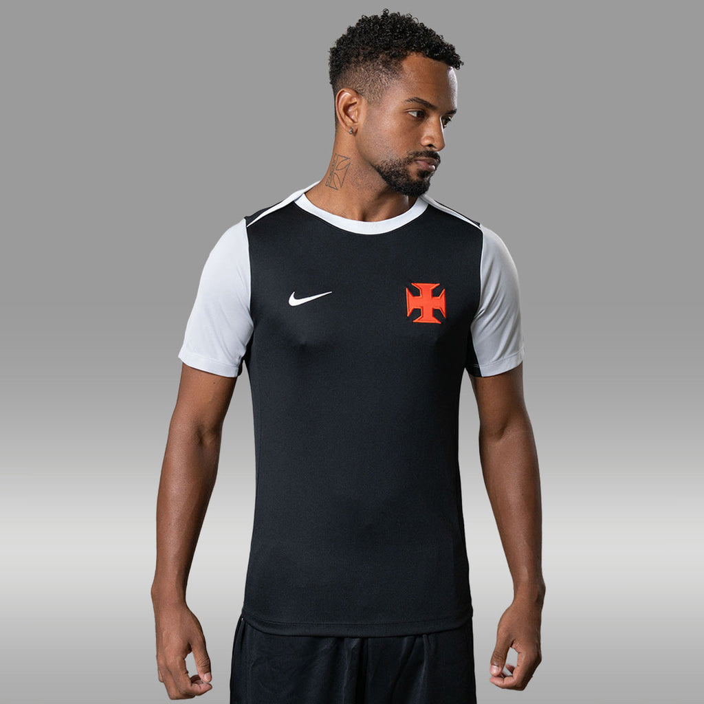 https://images.tcdn.com.br/img/img_prod/1006590/camisa_vasco_treino_26_masculina_4_20260522110216_fb2ef1f51138.jpg
