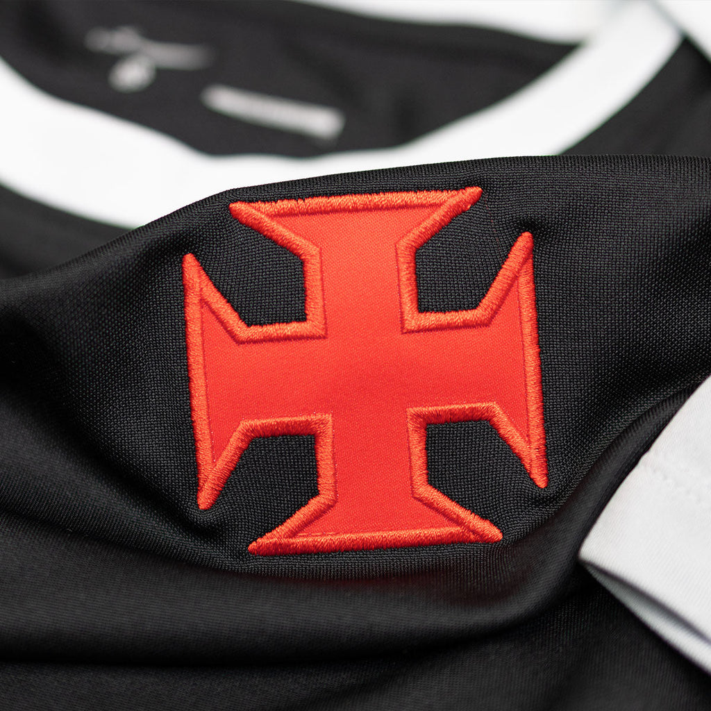 https://images.tcdn.com.br/img/img_prod/1006590/camisa_vasco_treino_26_masculina_5_20260522110218_1d487c3dd430.jpg
