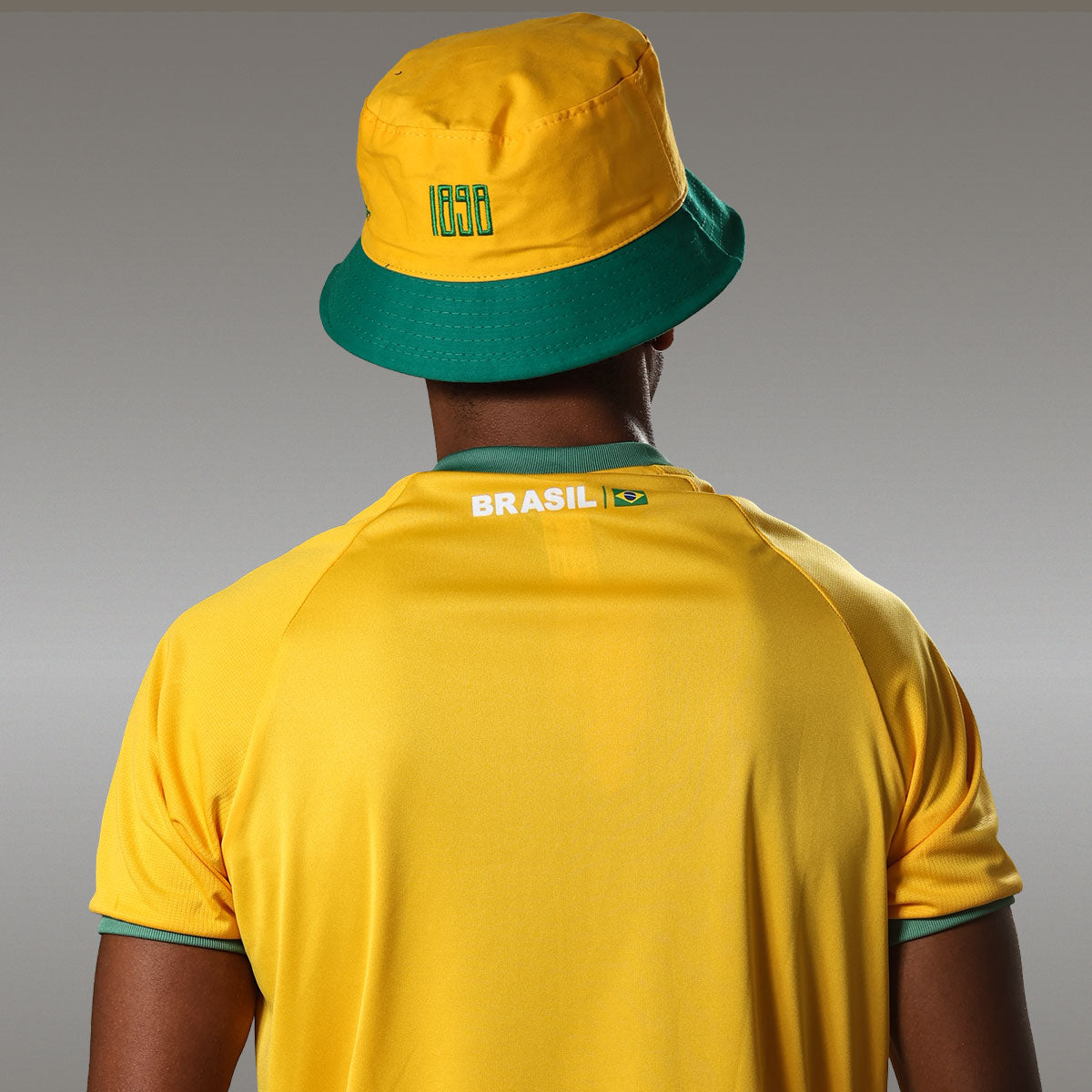 https://images.tcdn.com.br/img/img_prod/1006590/chapu_bucket_vasco_brasil_cruz_de_malta_2_20260522110148_2ee752764a8f.jpg