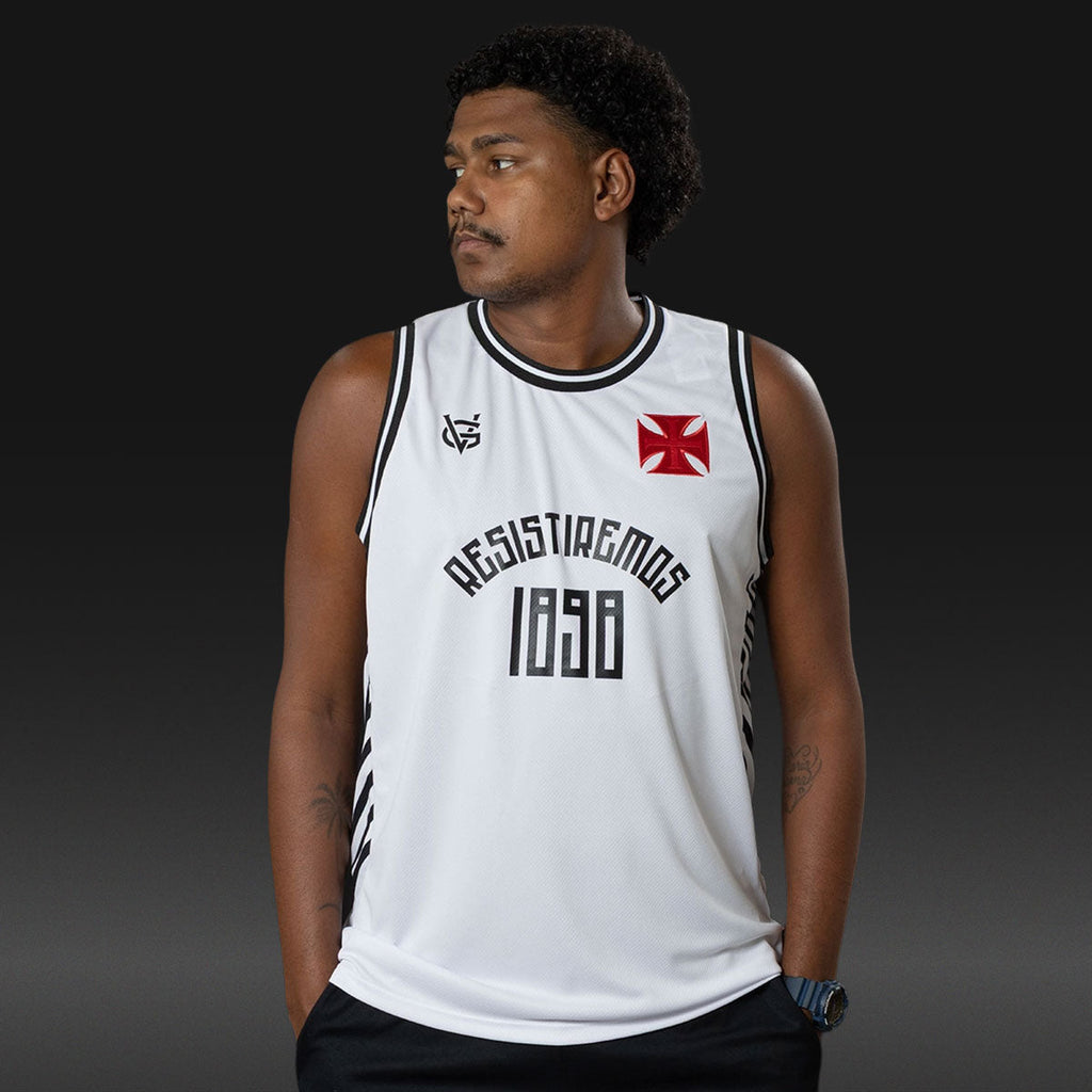 https://images.tcdn.com.br/img/img_prod/1006590/regata_vasco_resistiremos_masculina_branca_3_20260522105614_e45401797445.jpg